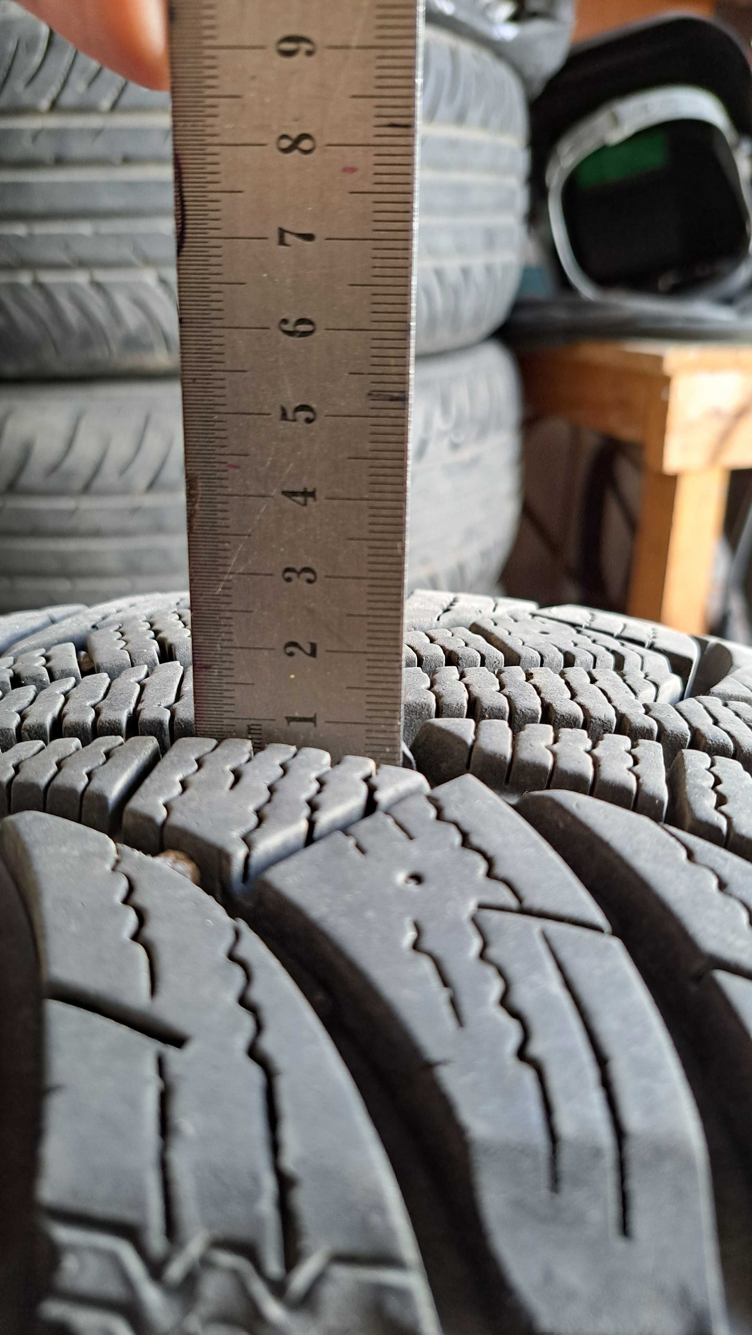 Продам зимние шины Rosava 215/65 R16