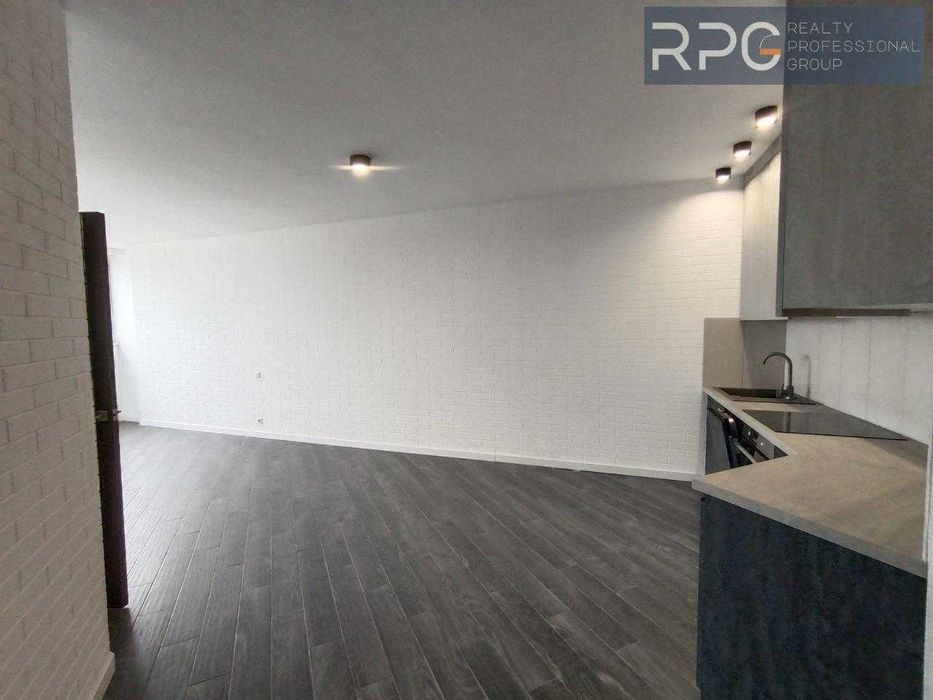 Продаж 1-к квартири в ЖК Русанівська Гавань 62 кв.м з ремонтом