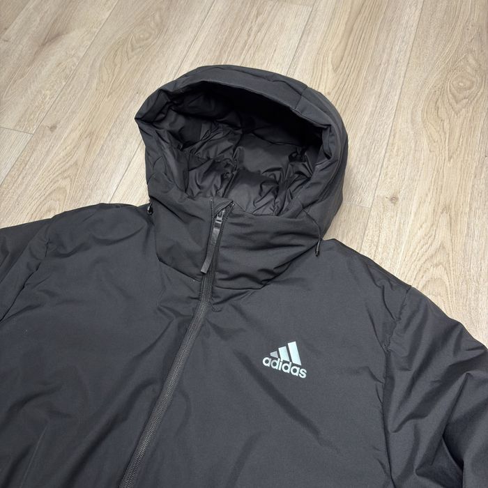 Куртка зимова жіноча пух adidas