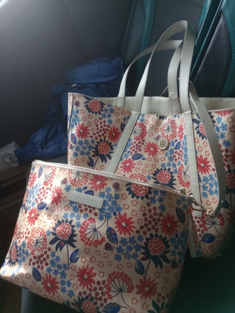 Zestaw torebka Tommy Hilfiger shopper plus listonoszka