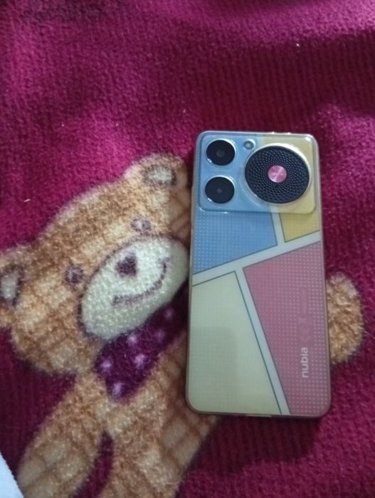 Telemóvel nubia music