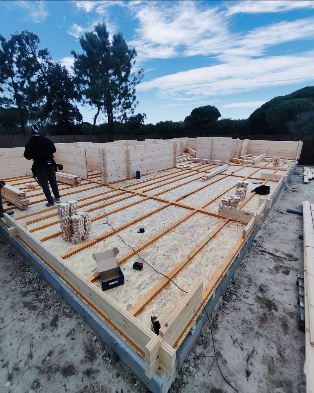Casas de madeira / Deck / pérgolas / Revestimento |