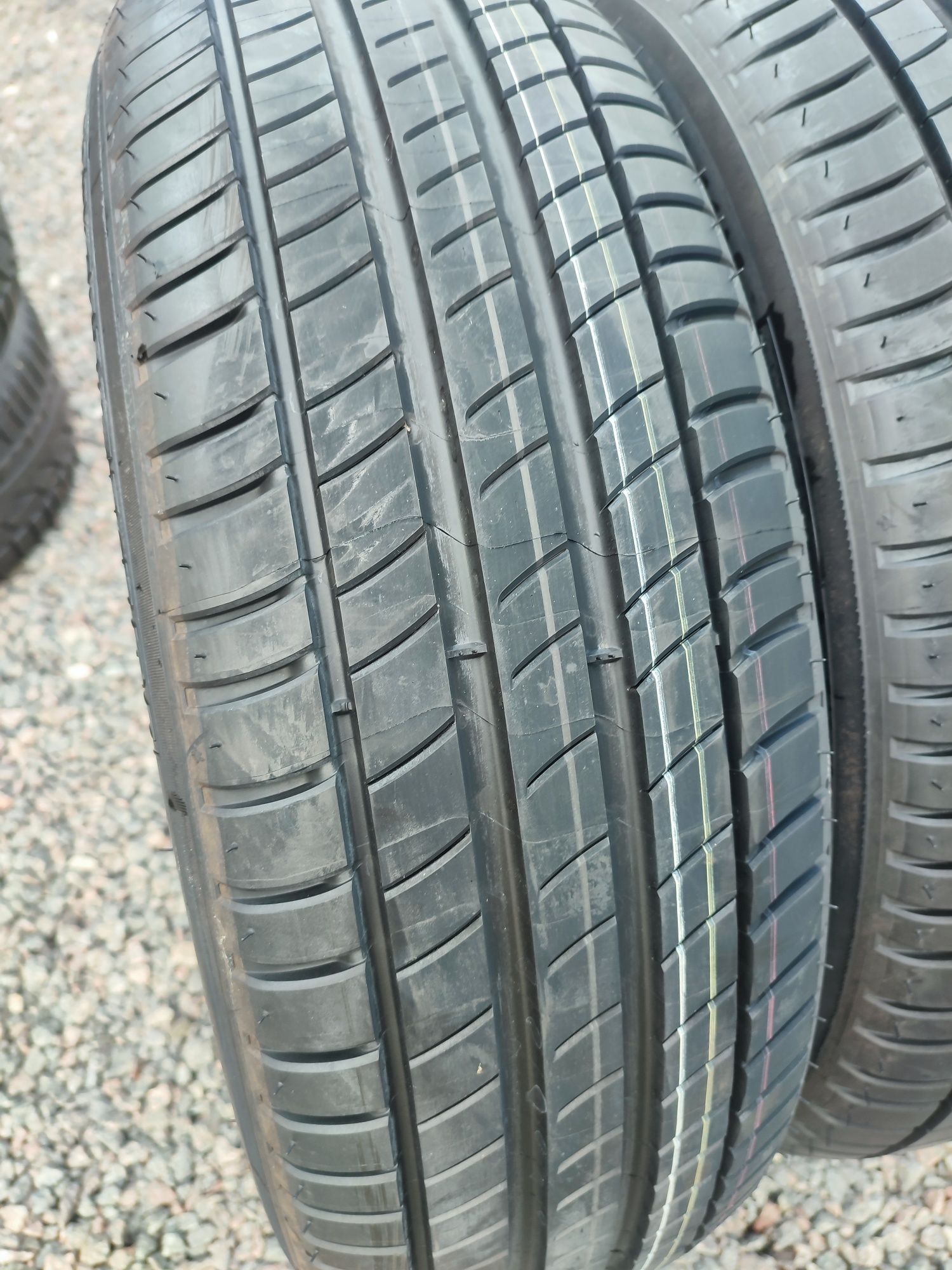 Шини 215/65 R17 Michelin Primacy 3