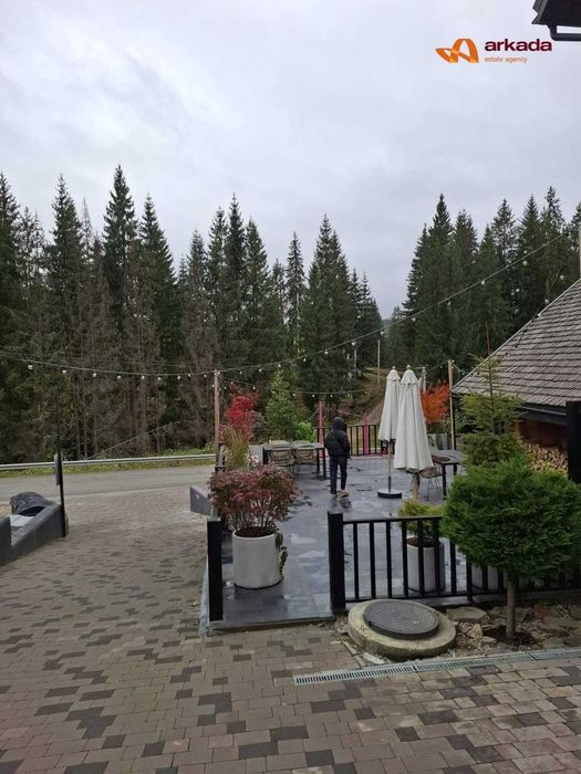 Продаж елітного котеджного комплексу у Карпатах!