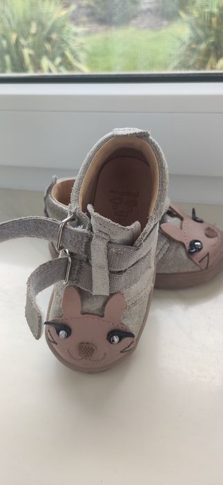 Buty dziecięce jesienne i domowe