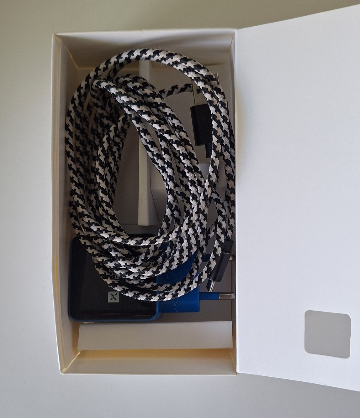 Smartfon Samsung Galaxy J5 SM-J500FN