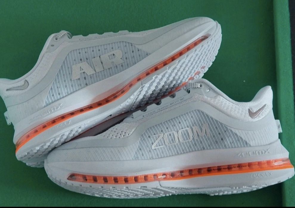 Nike Pegasus premium