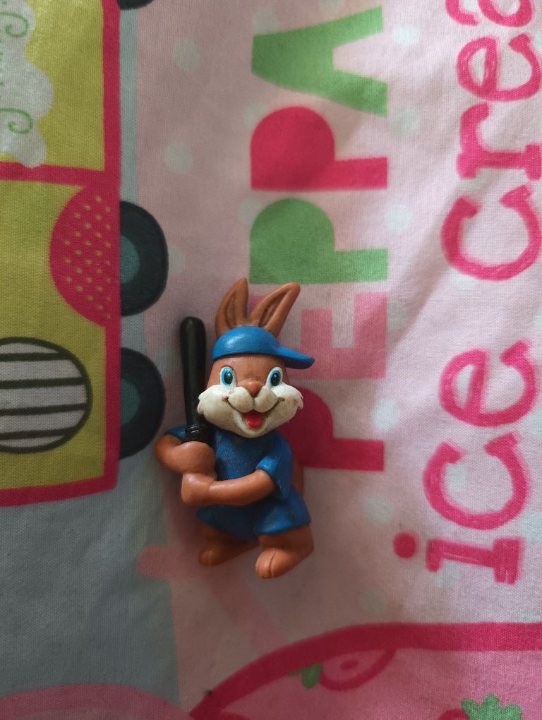 Królik Nesquick figurka