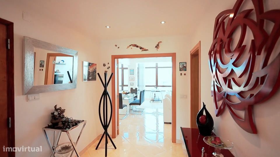 Apartamento T2 com varanda em Almada