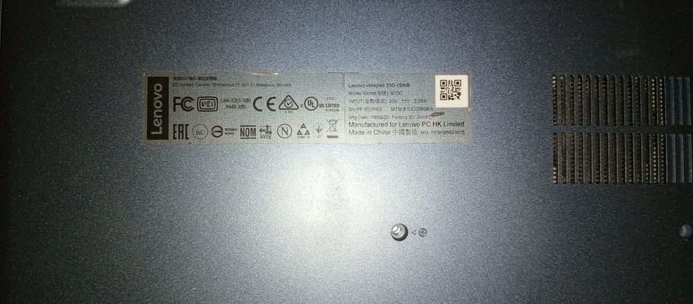 Продаю ноутбук Lenovo ideapad 330-15ikb з розбитим екраном