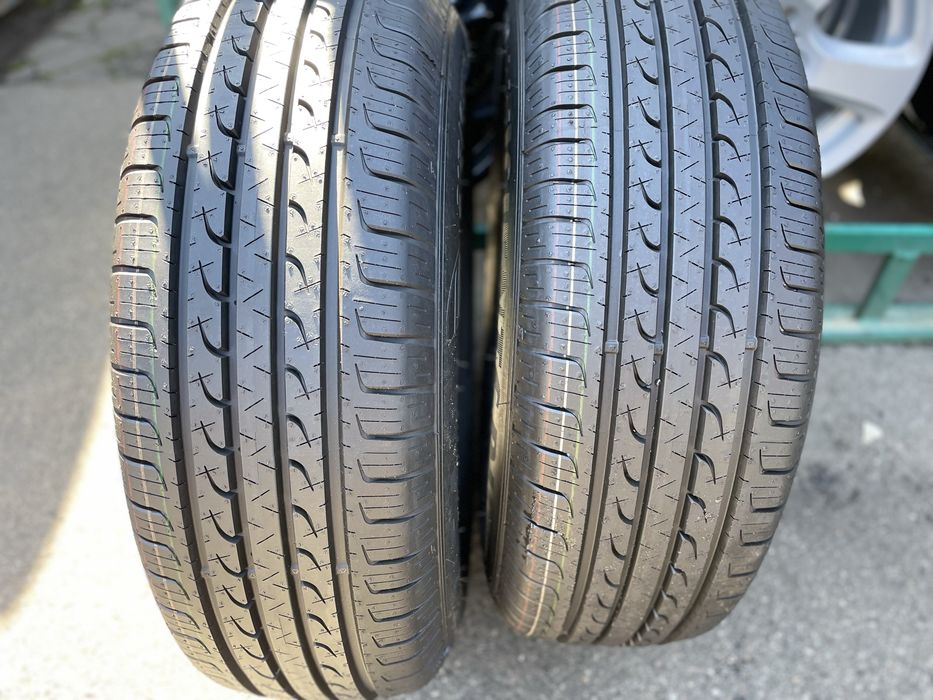 215/65R16 Goodyear efficientgrip suv 4x4