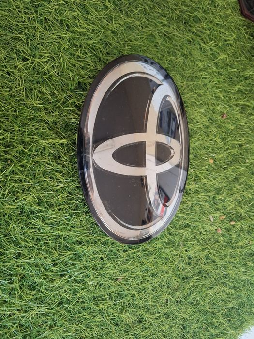 logo toyota hilux land cruiser 90975 pod radar emblemat 02159