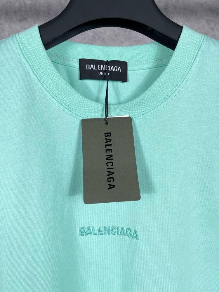 Футболка balenciaga унисекс обємна оверсайз