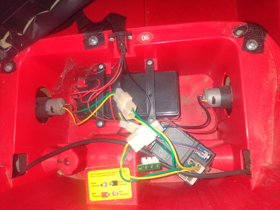 Autko na pilota mało używany. Super stan.