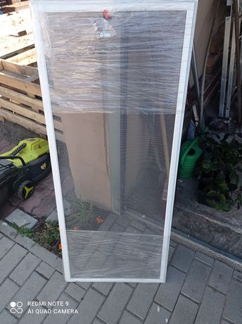 Nowa moskitiera okienna