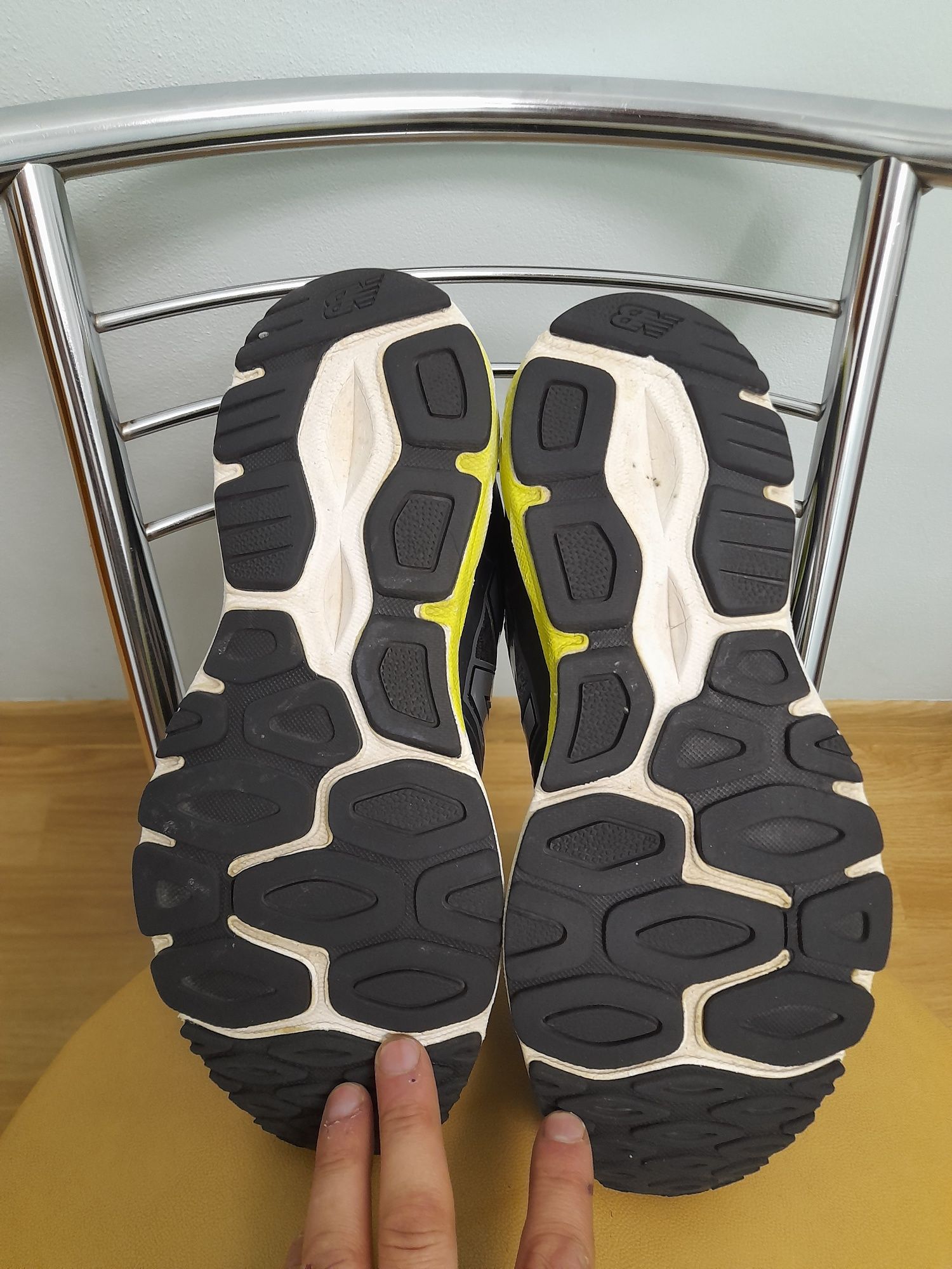 Кросівки New Balance 770 v5 розмір 44.5 довжина устілки 28 см