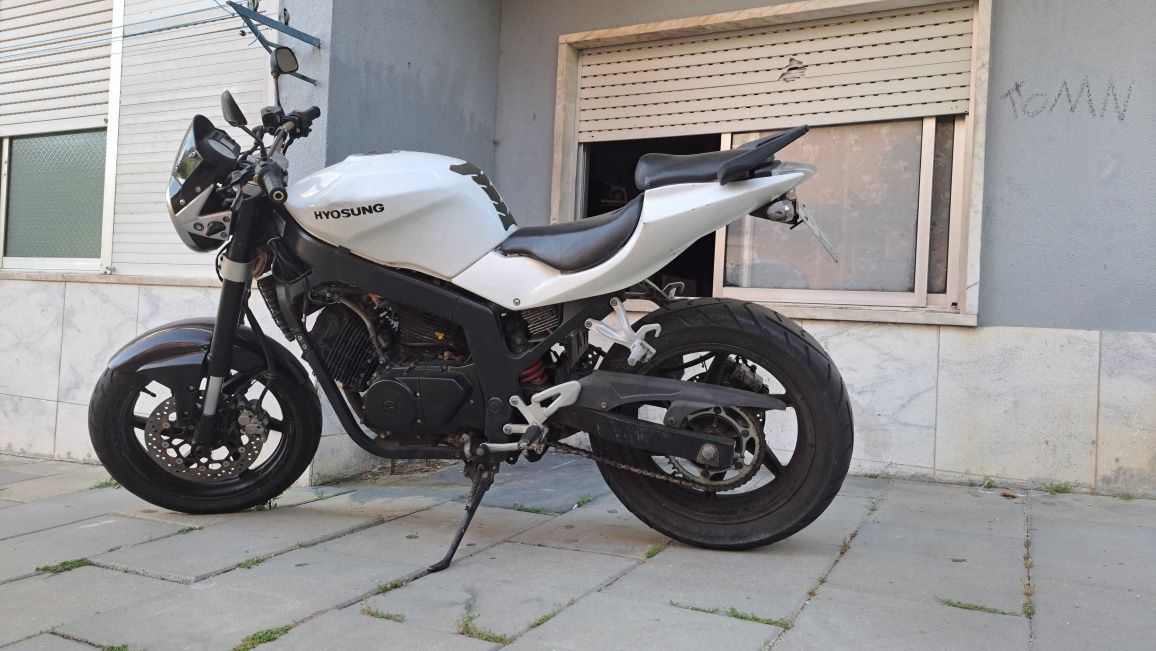 Mota Hyosung Comet Gt 250Cc