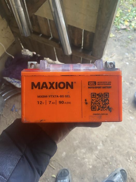 Акамулятор MAXION 12V