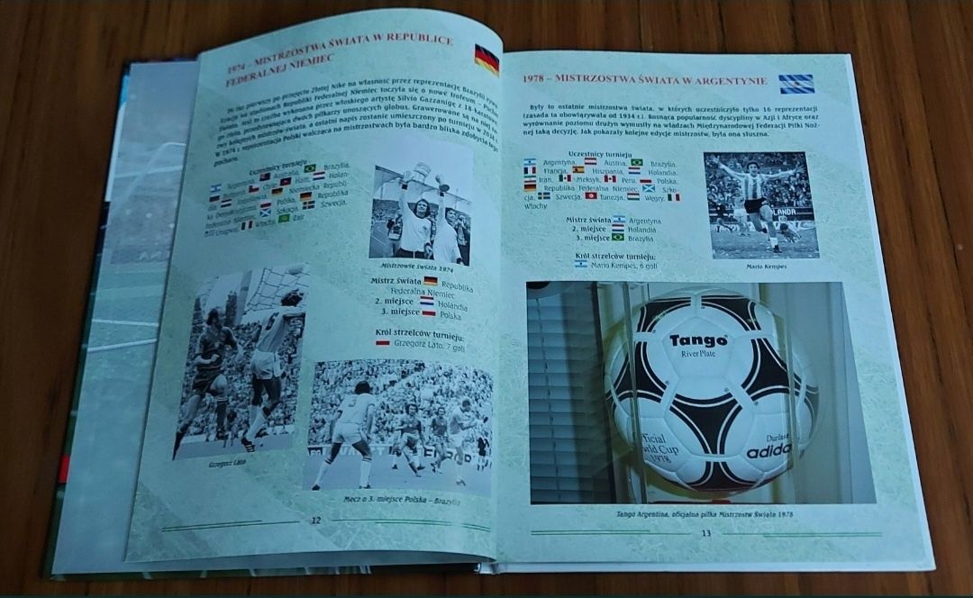 Piłka nożna. Urugwaj 1930 - Rosja 2018. Książka