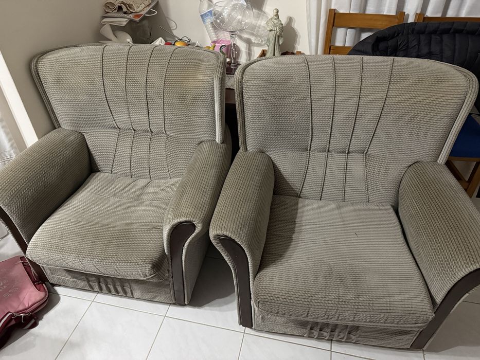 Sofás (dois poltronas)