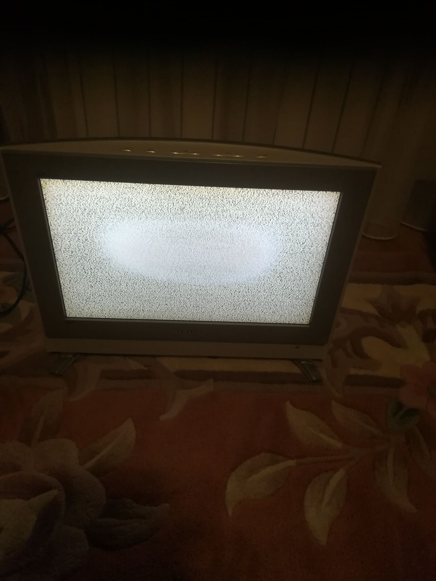 Телевизор Samsung LCD б. У