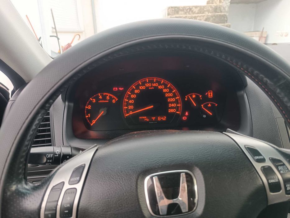 Honda Accord 2.2 cdti
