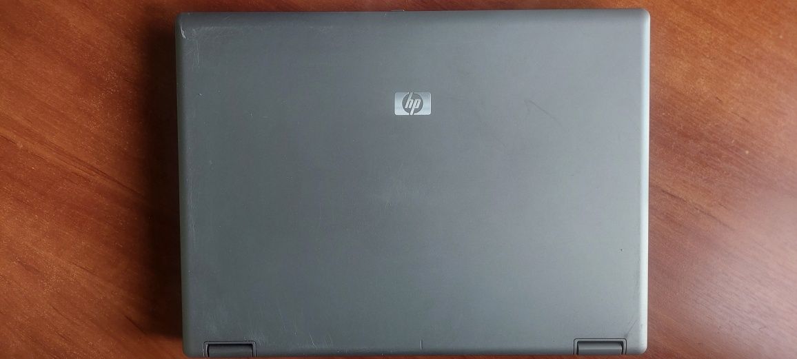 Ноутбук HP Compaq 6730b на запчасти.