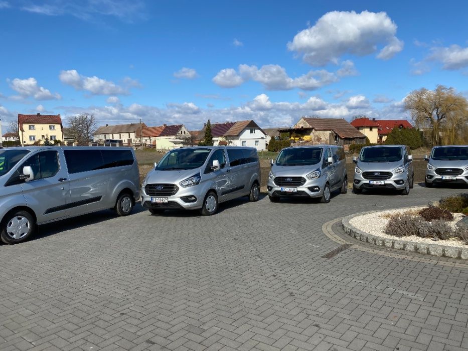 Wynajem busów 9 osobowych wypożycz auto wypożyczalnia aut samochodów