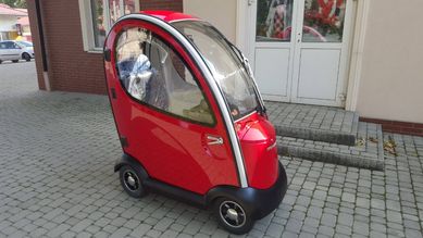 Pojazd inwalidzki elektryczny Shoprider Maxi Cab-