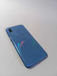 Samsung Galaxy a40 pękniety / sprawny