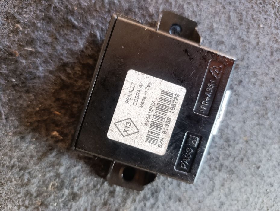 Moduł sterownik alarm centralny zamek renault Megane 3