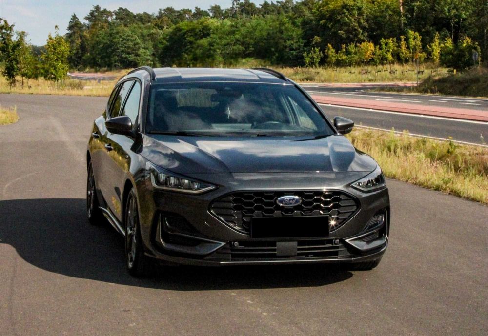 WYNAJEM FORD FOCUS ST-LINE X kombi – 1.5 diesel 115 KM – automat