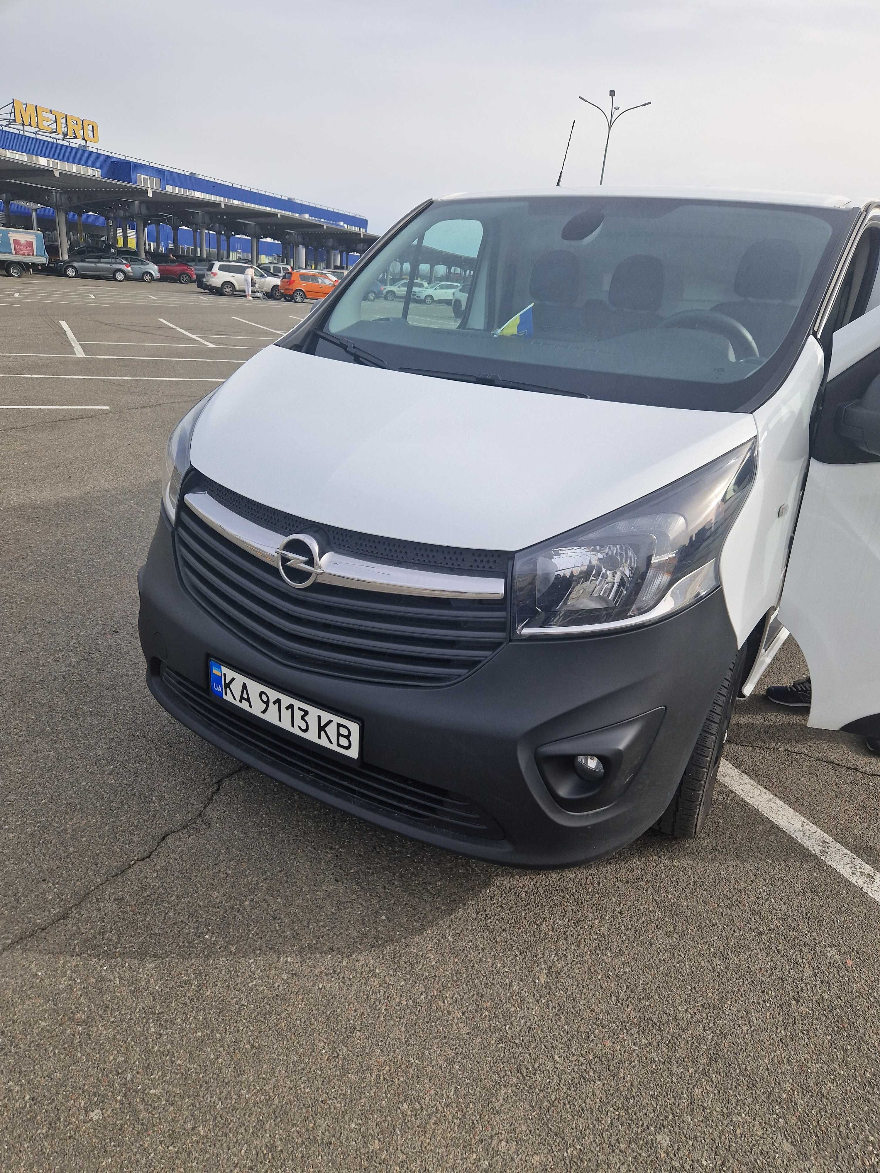 Продам Opel Vivaro