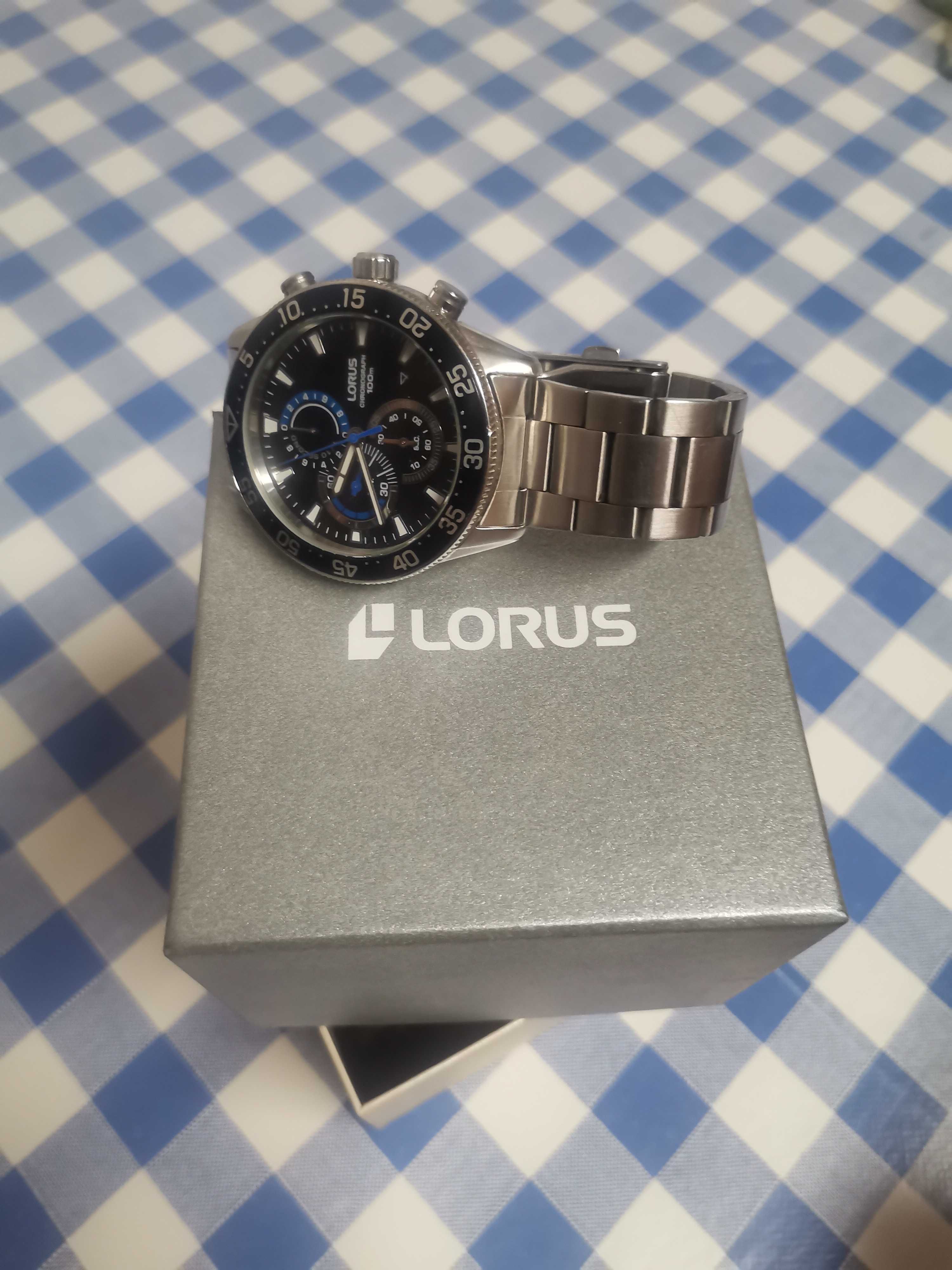 Relogio Lorus em aço