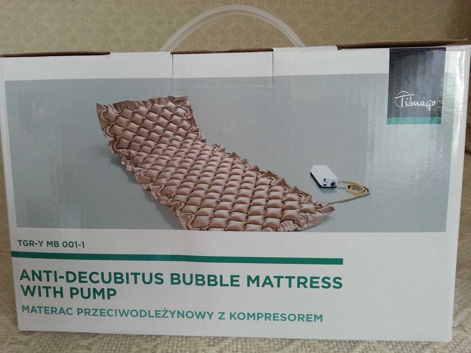 Materac przeciwodlezynowy z kompresorem firmy Timago