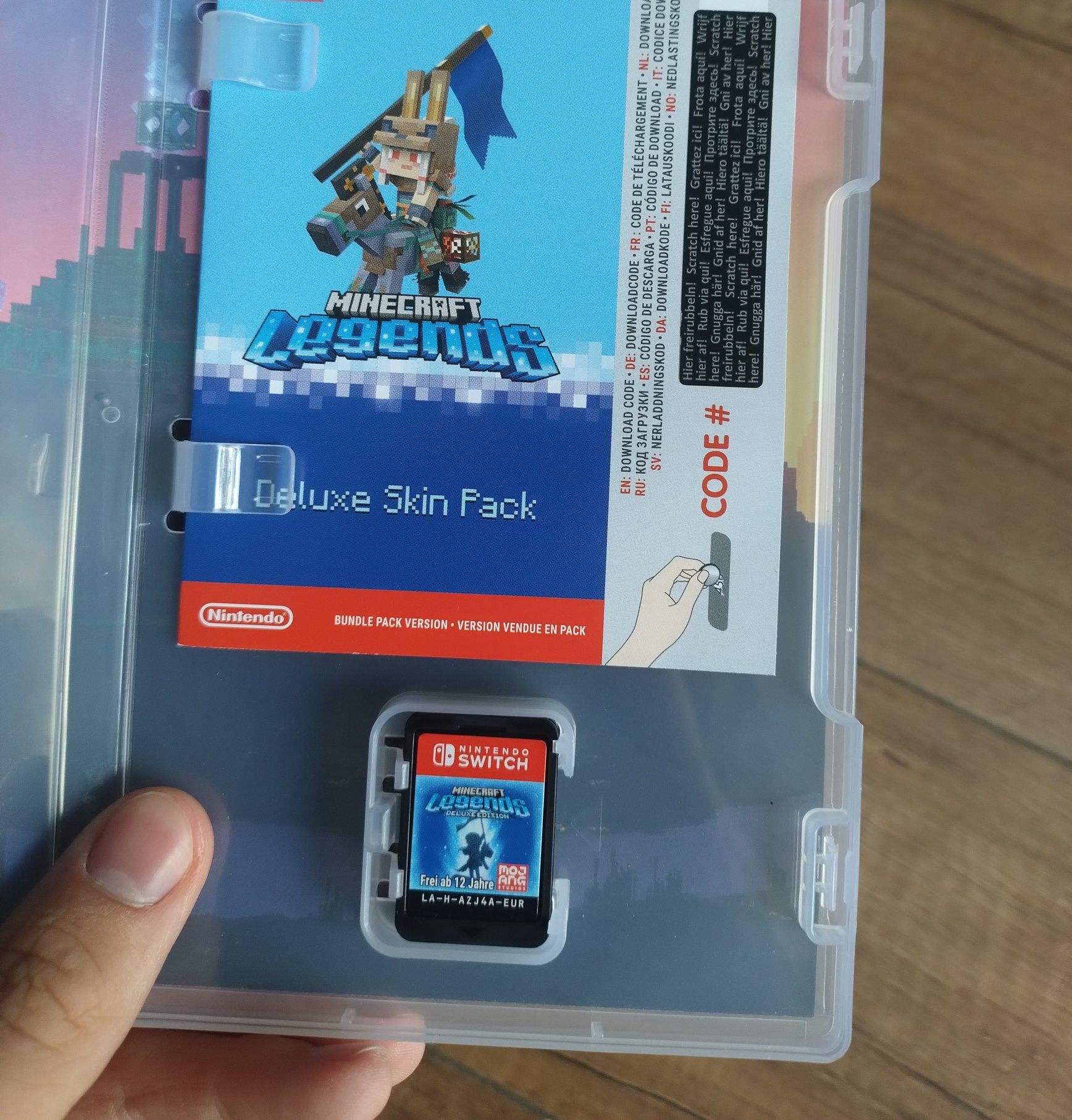 Minecraft Legends Deluxe Edition