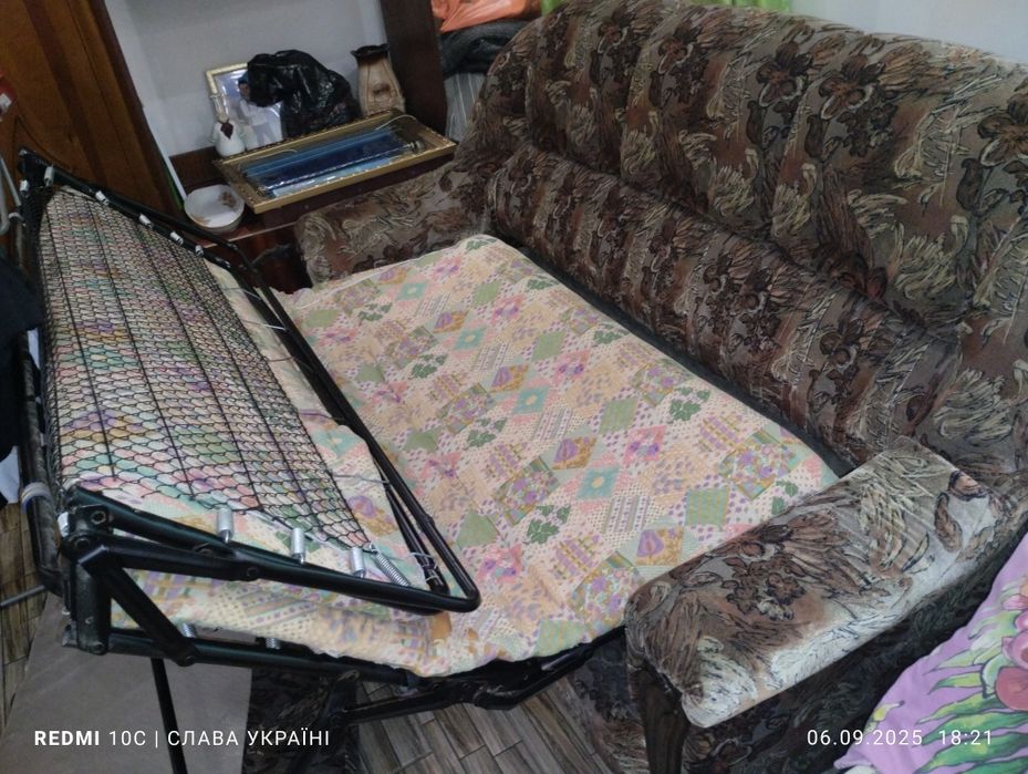 Продам ліжко -диван