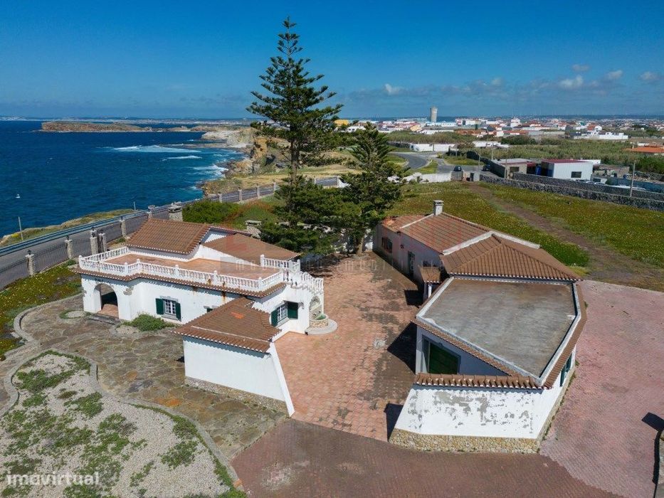 Quinta com Vista Mar à venda em Peniche