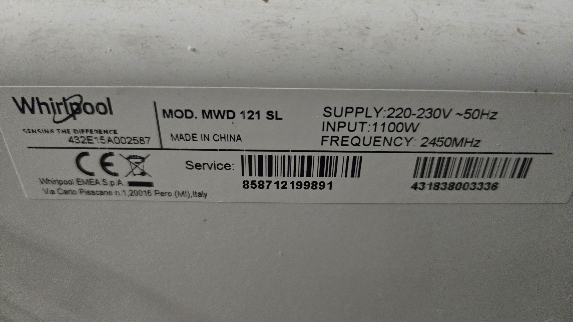Kuchenka mikrofalowa Whirlpool MWD 121 SL