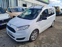 Ford Tourneo Courier 1.0 EcoBoost Titanium