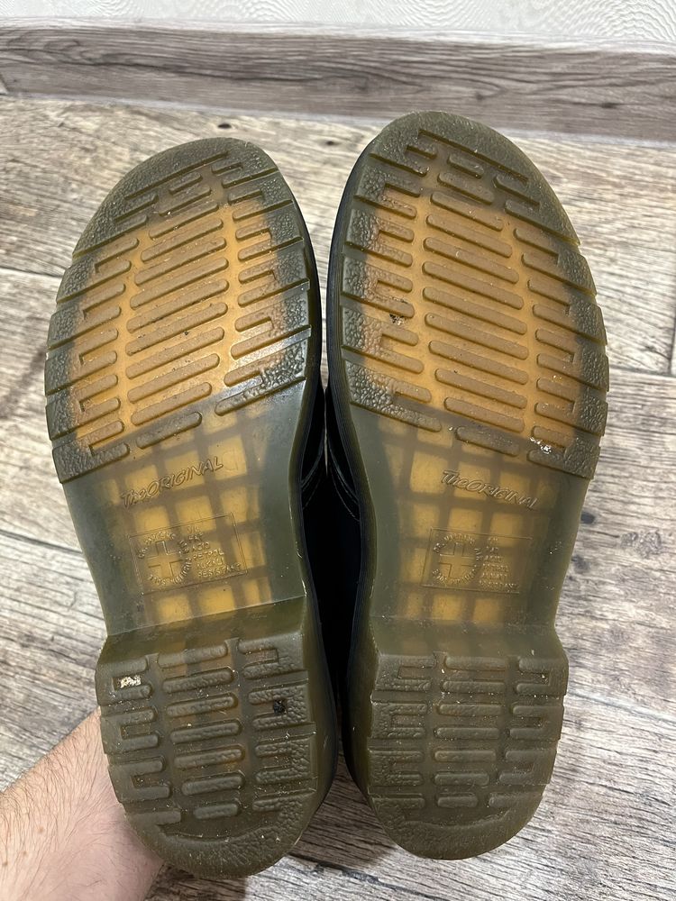 Шкіряні туфлі броги Dr. Martens 1461 жіночі, оригінал, чорний колір