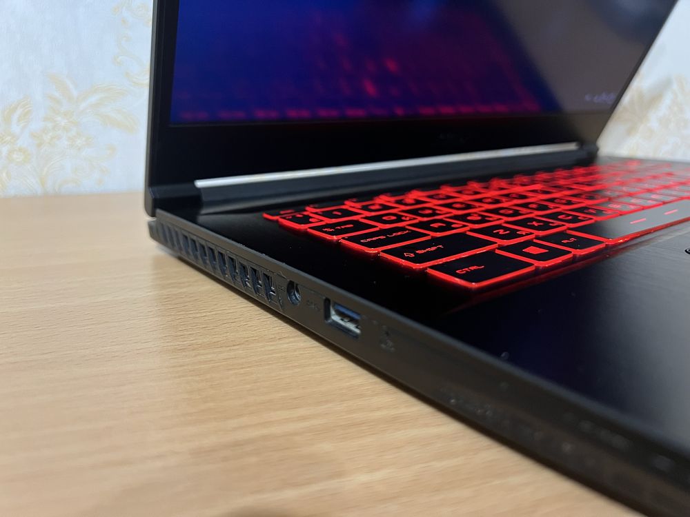 Msi thin gf63 9rc і5-9300h/gtx 1050/ssd/ddr4