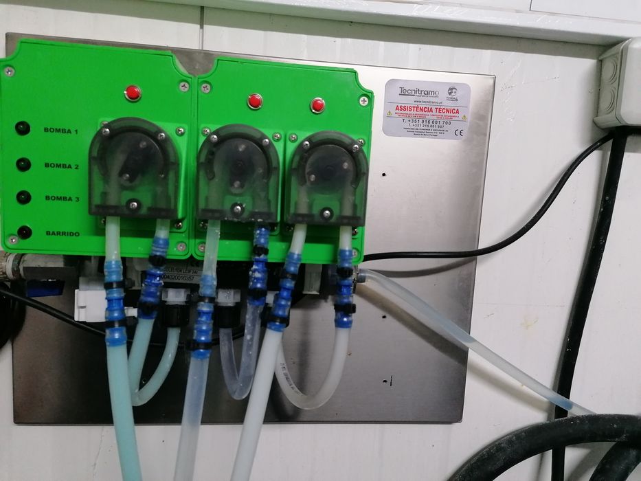 Lares clínicas lavandaria industriais e self service