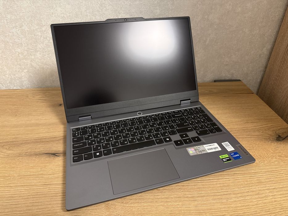 Ноутбук Lenovo LOQ 15IAX9