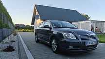 Sprzedam Toyota Avensis 1.8 benzyna. "Przejściówka" poprawiony silnik.