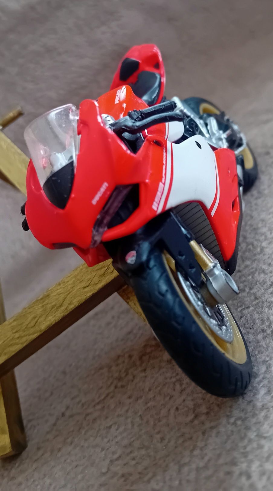 Model motocykla Ducati ,Burago