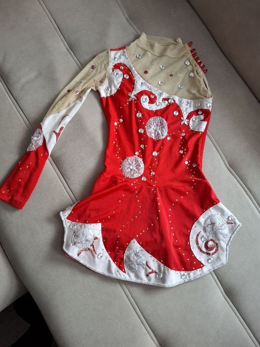 Strój startowy gimnastyka