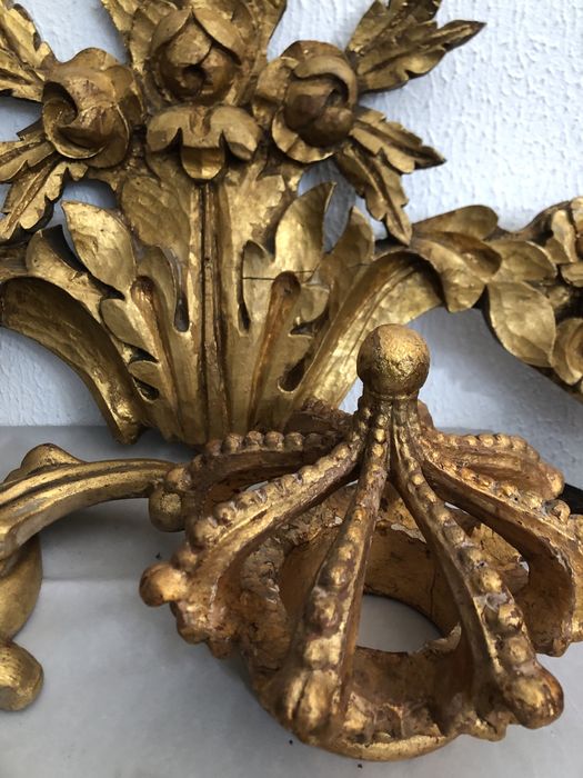 Varias talhas douradas