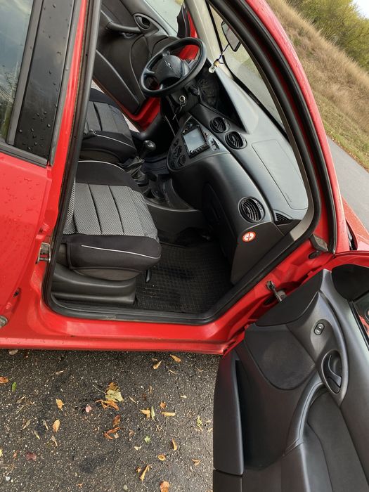 продам Ford Focus 2002
