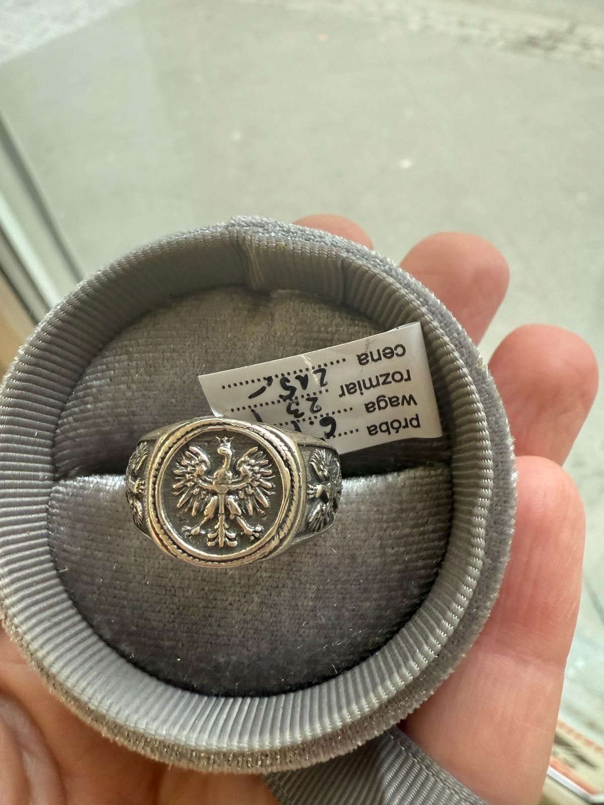 Sygnet srebrny z orłem